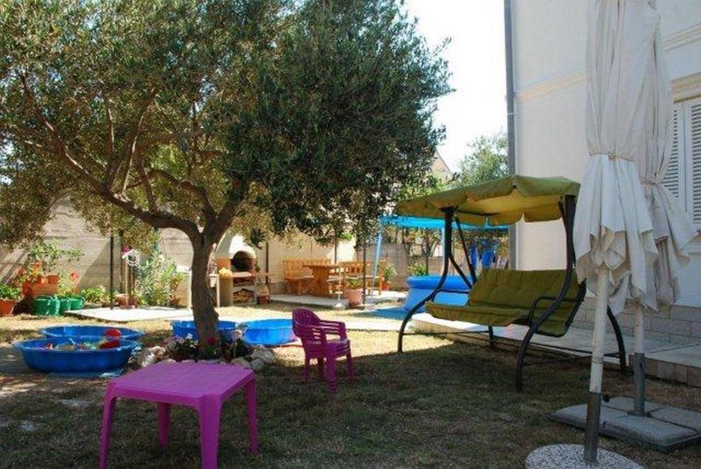 Apartments With A Parking Space Barbat, Rab - 16816 Barbat na Rabu Extérieur photo